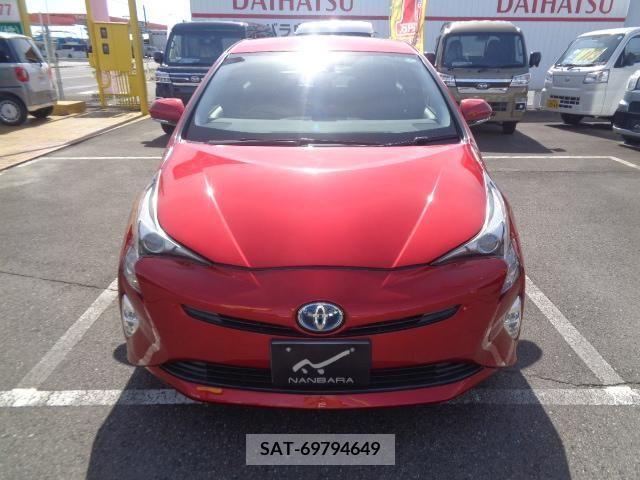 Toyota PRIUS 2016-03 352357-1
