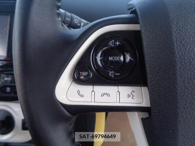 Toyota PRIUS 2016-03 352357-12