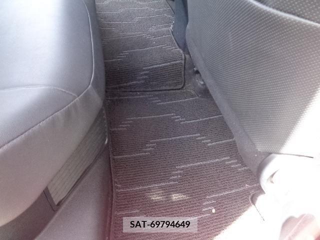 Toyota PRIUS 2016-03 352357-21
