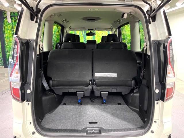 Nissan SERENA 2021-10 180881-10