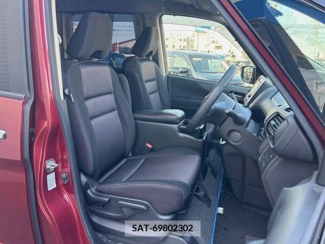 Nissan SERENA 2018-11 324980-9