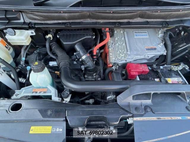 Nissan SERENA 2018-11 324980-19