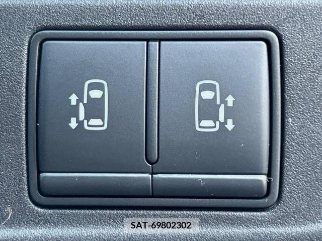 Nissan SERENA 2018-11 324980-7