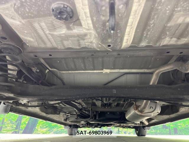 Honda N BOX CUSTOM 2018-10 306995-19