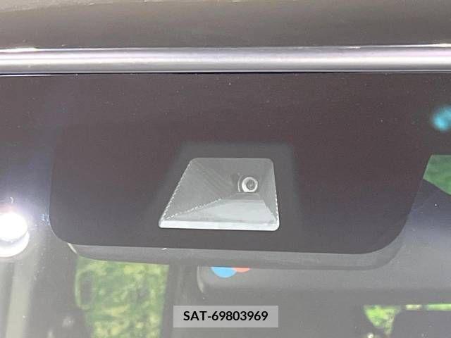 Honda N BOX CUSTOM 2018-10 306995-3