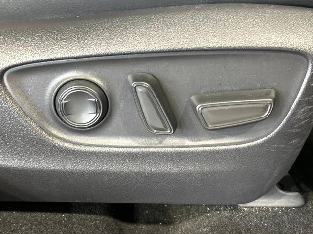 Toyota RAV4 2021-07 16204-6
