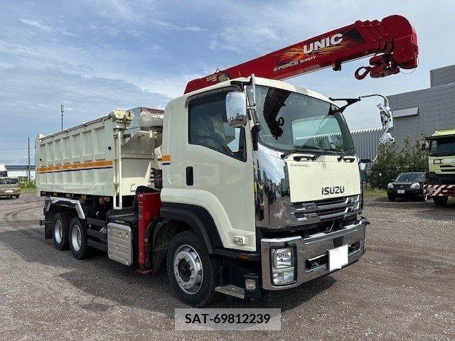 Isuzu FORWARD 2020-02 270293-3