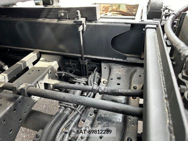 Isuzu FORWARD 2020-02 270293-19