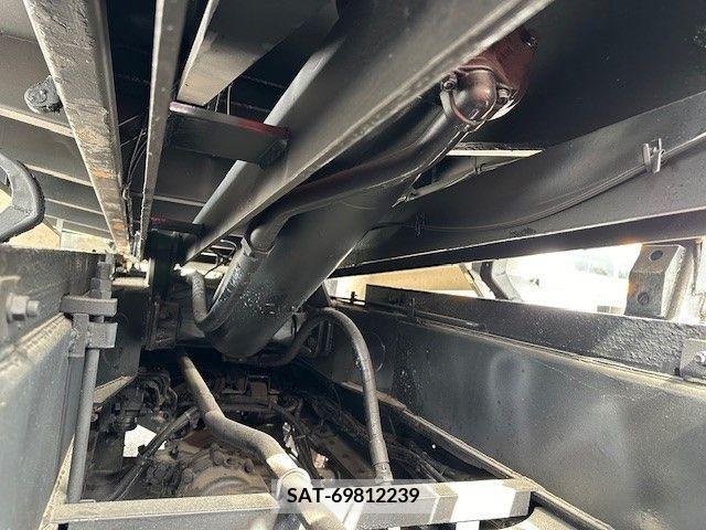 Isuzu FORWARD 2020-02 270293-18