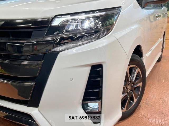 Toyota NOAH 2019-12 209728-12