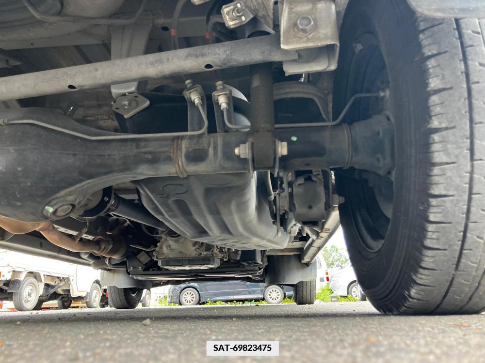 Daihatsu HIJET CARGO 2018-07 334650-12