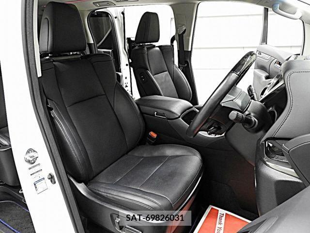 Toyota ALPHARD 2018-08 333059-21