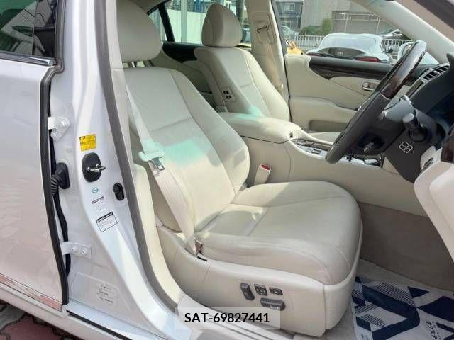 Lexus LS 2007-07 388372-8