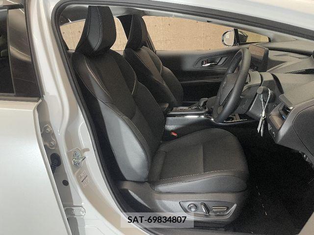 Toyota PRIUS 2023-11 350154-10
