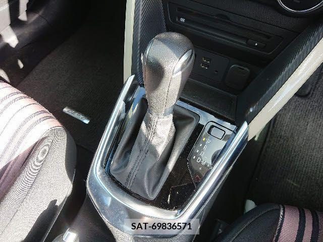 Mazda DEMIO 2015-07 206651-19