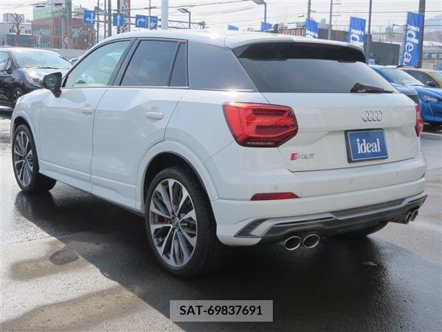 Audi SQ2 2019-12 318022-9