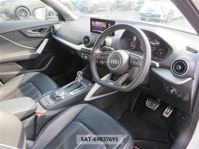 Audi SQ2 2019-12 318022-12