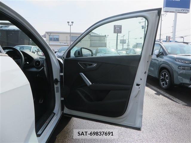Audi SQ2 2019-12 318022-18