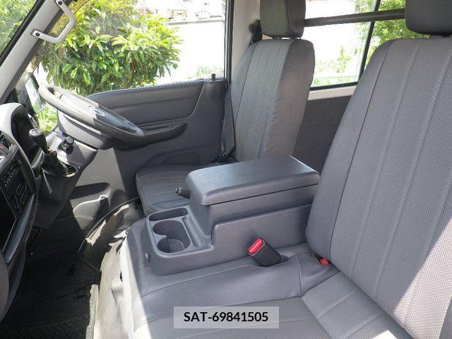 Mazda BONGO VAN 2015-02 200453-4