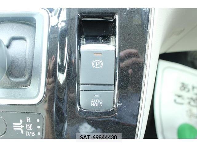 Nissan SERENA 2019-08 352132-3