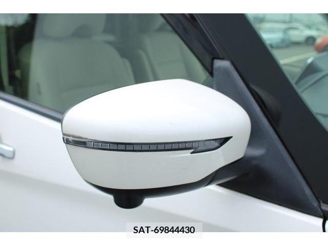 Nissan SERENA 2019-08 352132-10