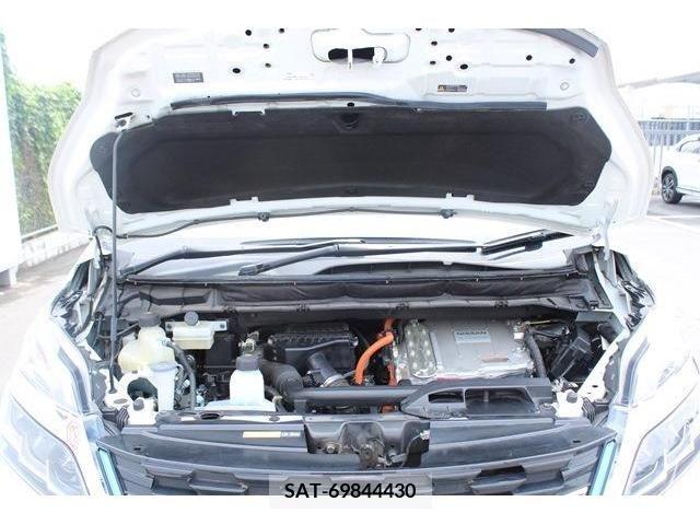 Nissan SERENA 2019-08 352132-19