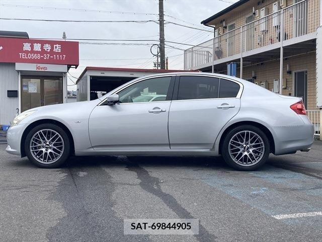 Nissan SKYLINE 2011-10 285206-7