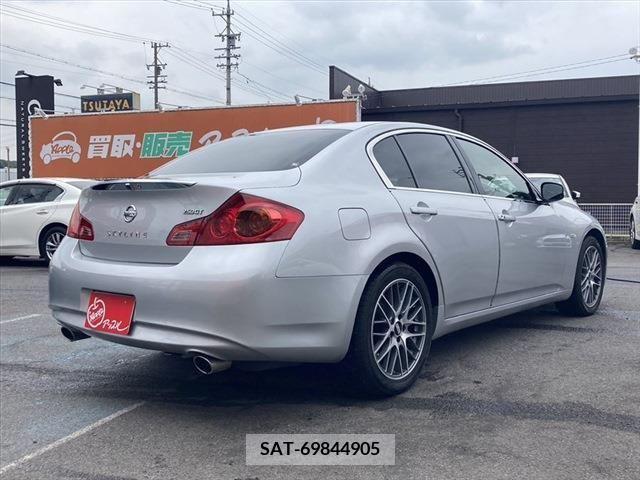 Nissan SKYLINE 2011-10 285206-4