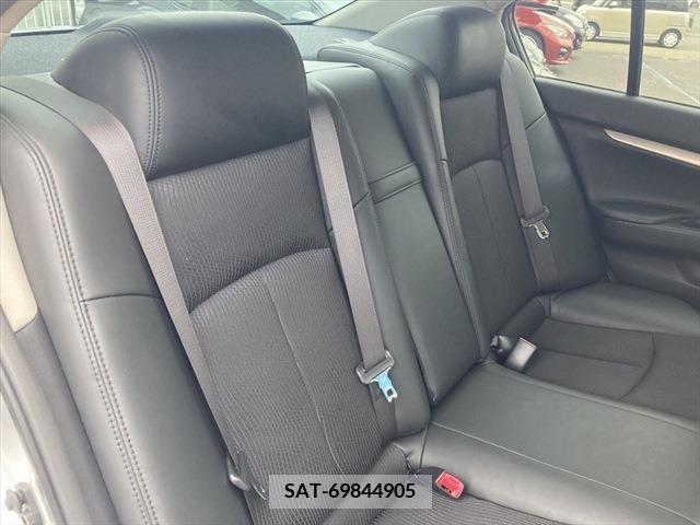 Nissan SKYLINE 2011-10 285206-19