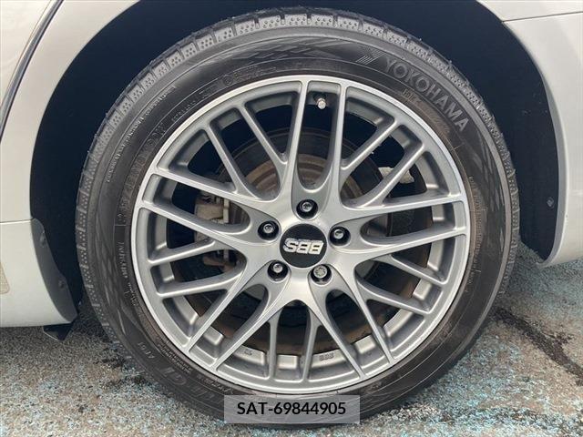 Nissan SKYLINE 2011-10 285206-16