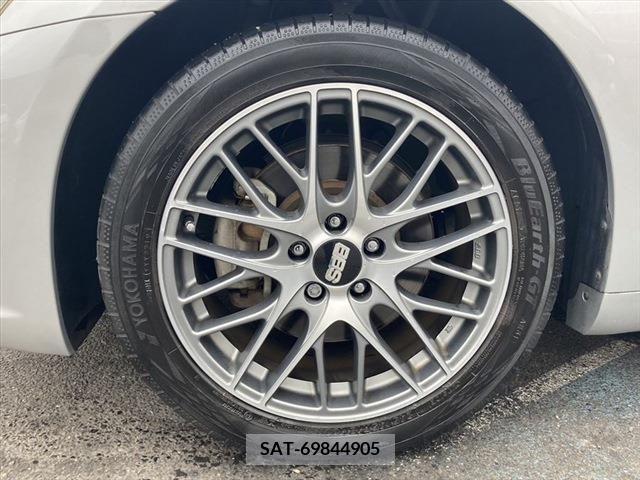 Nissan SKYLINE 2011-10 285206-17