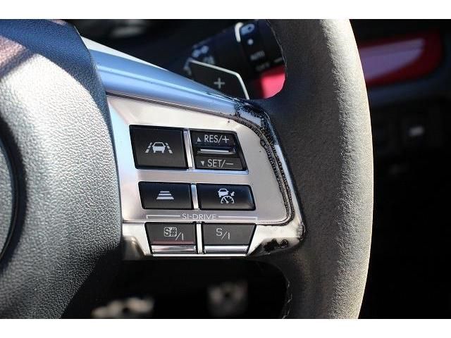 Subaru WRX S4 2017-06 13430-5