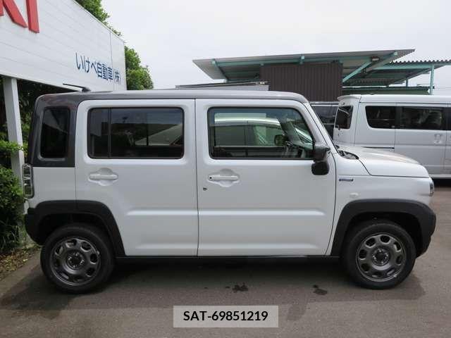 Suzuki HUSTLER 2024-04 297837-2