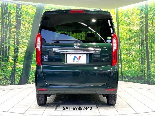 Honda N BOX 2020-06 241456-15
