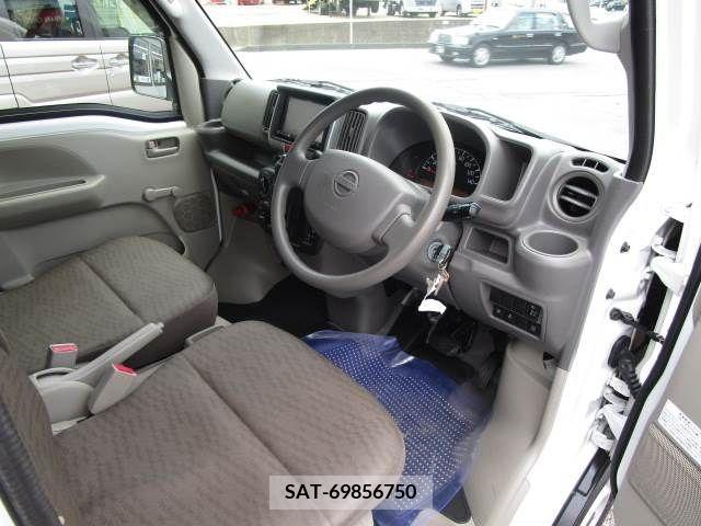Nissan CLIPPER 2018-05 393006-9