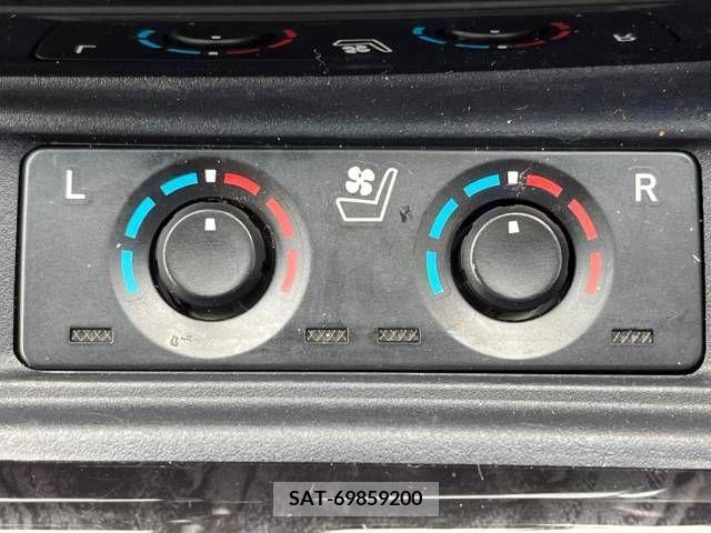 Toyota ALPHARD 2022-05 205525-7