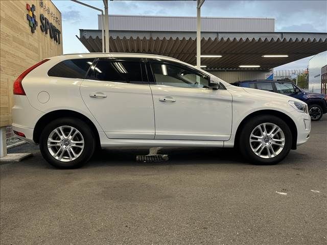 Volvo XC60 2015-12 189130-13