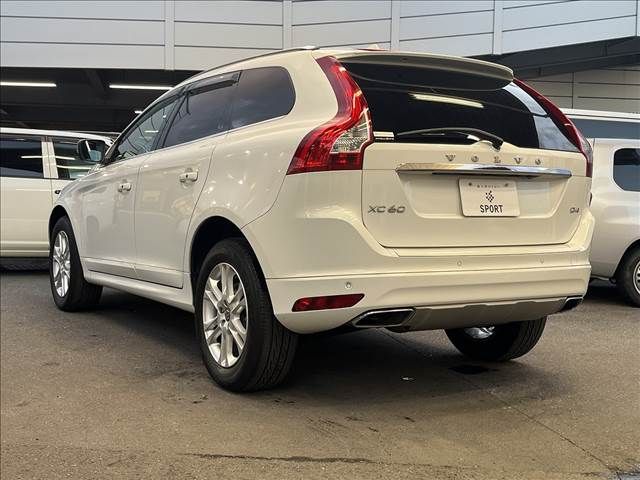 Volvo XC60 2015-12 189130-16