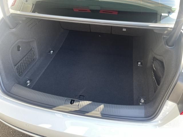 Audi A4 2018-06 20019-16