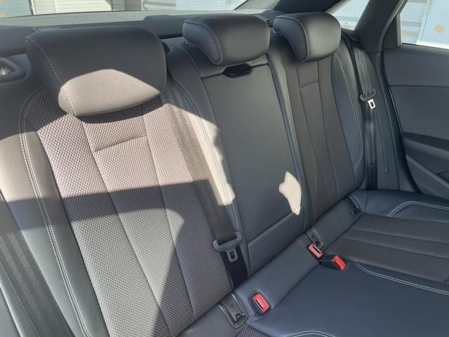 Audi A4 2018-06 20019-14