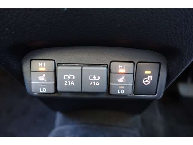 Toyota SIENTA 2022-06 189967-15