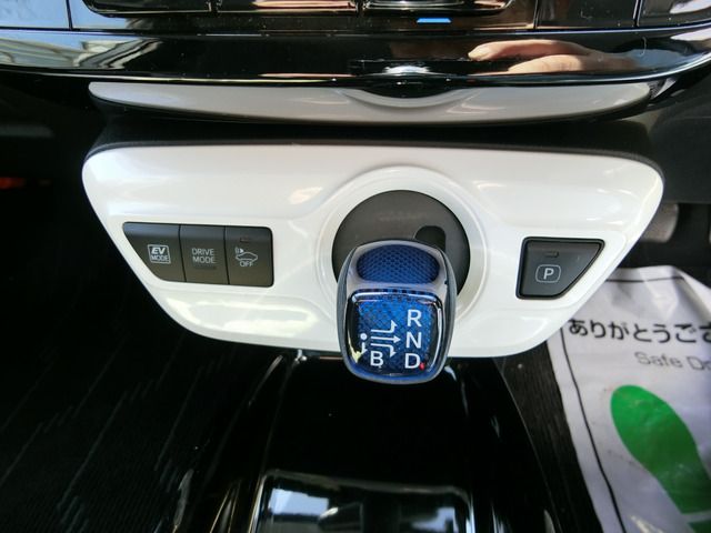 Toyota PRIUS 2018-03 3757-5