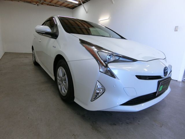 Toyota PRIUS 2018-03 3757-11