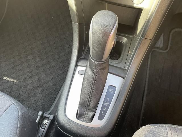 Suzuki SWIFT 2013-02 193257-21