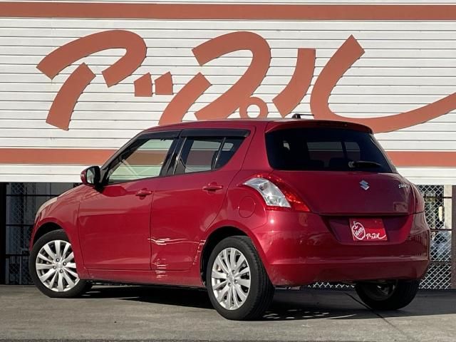 Suzuki SWIFT 2013-02 193257-7