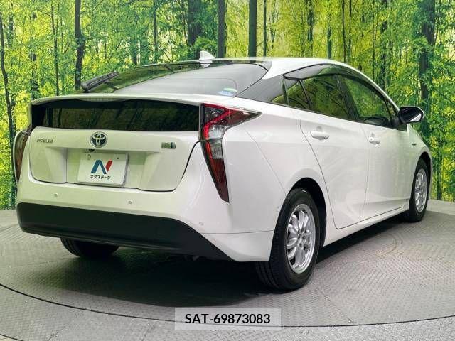 Toyota PRIUS 2017-10 282202-17