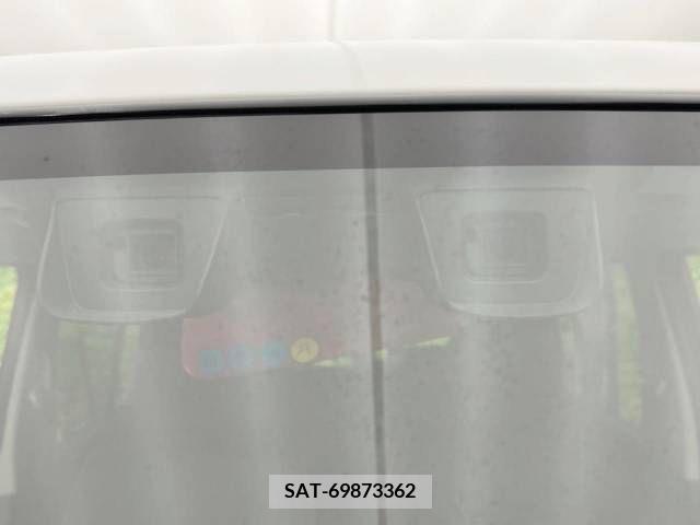 Suzuki HUSTLER 2017-02 379127-2