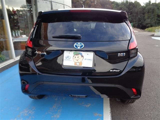 Toyota AQUA 2023-11 182018-2