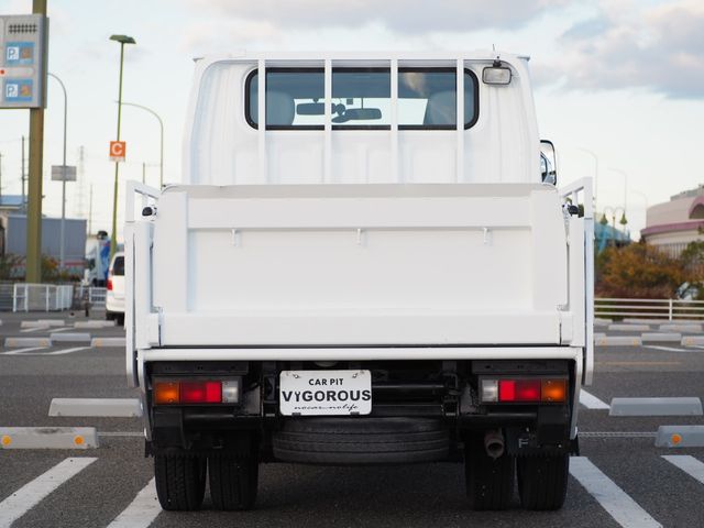 Mitsubishi CANTER 2008-11 193588-11