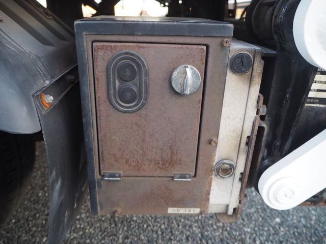 Mitsubishi CANTER 2008-11 193588-24